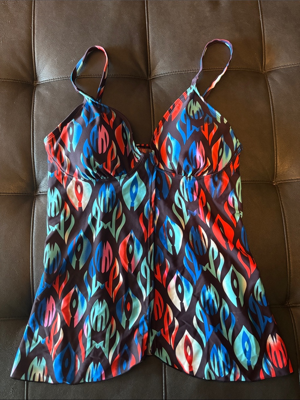 Patterned Tankini Top in Multicolor